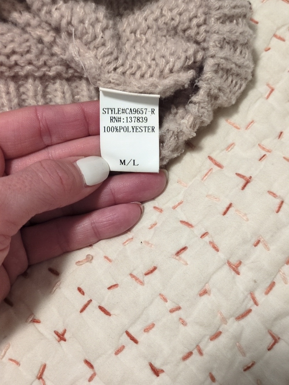 M/L Cropped Daisy Sweater In Neutral Colors 🌼🏵️ - Picture 4 of 4